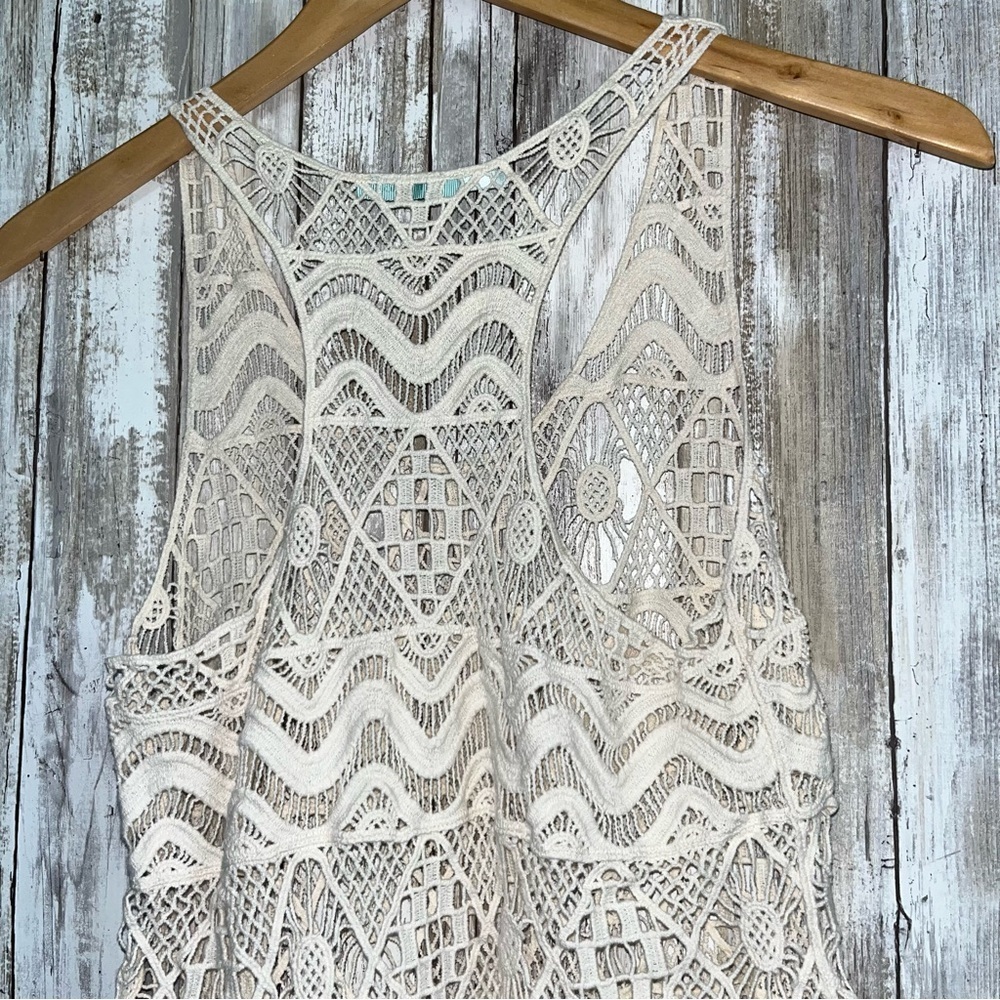 Maurices Off White Crochet Overlay Tank - Picture 4 of 5